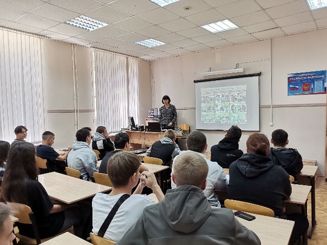 "Из сержантов — в рядовые"