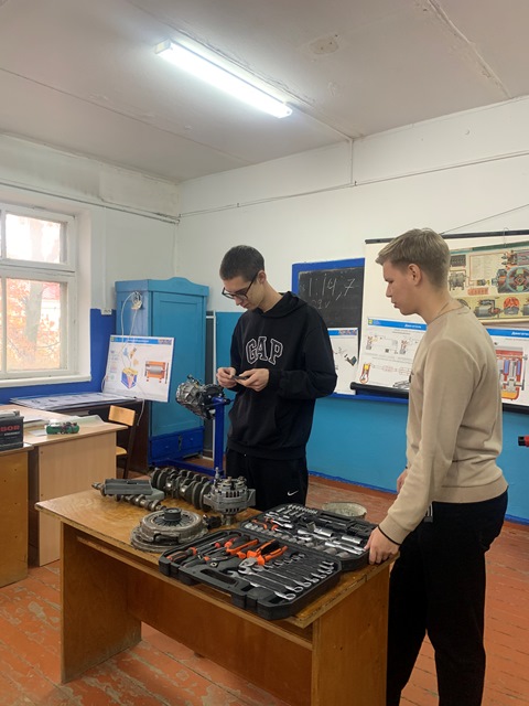 Мероприятия, приуроченные ко «Дню работников автомобильного транспорта и городского пассажирского транспорта».