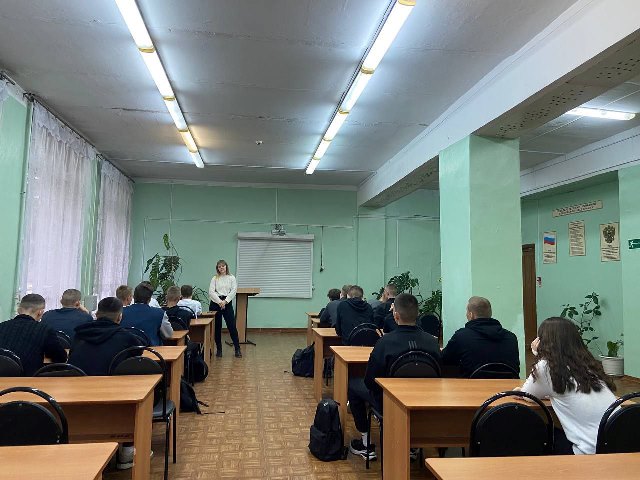 Поднятие флага «Разговоры о важном»