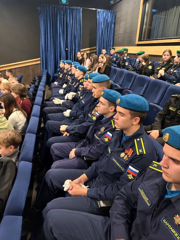 Кадеты ВПК «Юный патриот» в Москве на Всероссийском конкурсе «Сыны и Дочери Отечества».