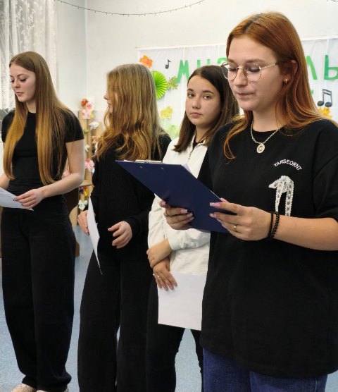 Поэтический вечер «Берегите матерей!»