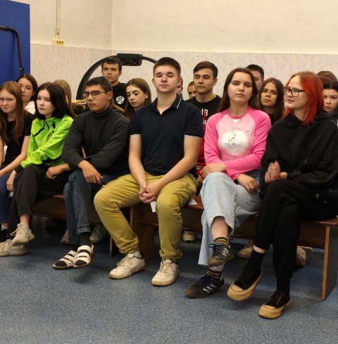 Поэтический вечер «Берегите матерей!»