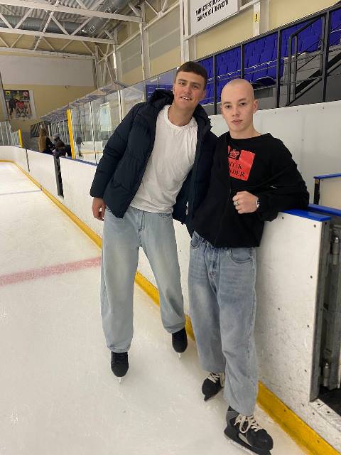 Массовое катание на ледовой арене Роснефть: незабываемые моменты!