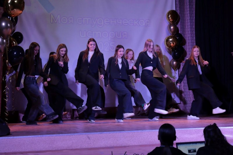 «Моя студенческая история»1 день.Конкурс визитных карточек первокурсников.