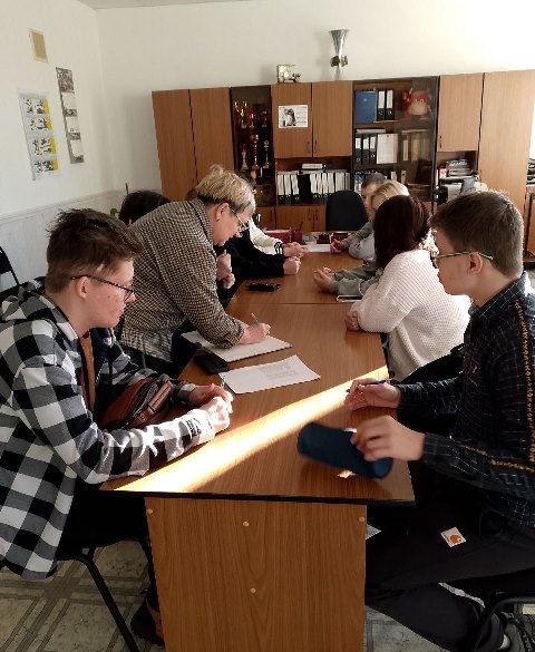 Собрание для детей статусных категорий.