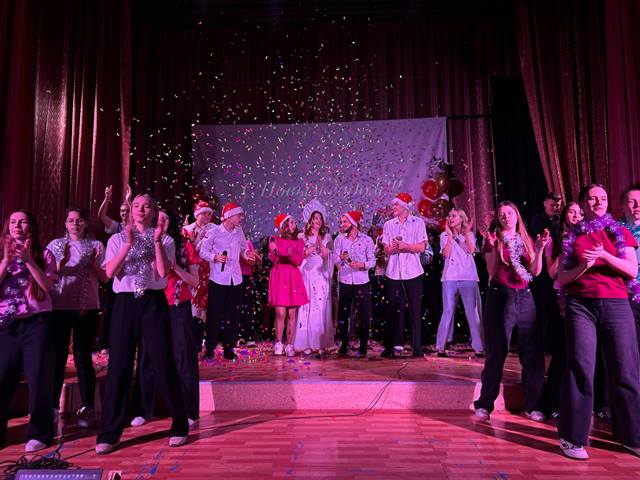 Новогодний концерт «Заморозимся весело».