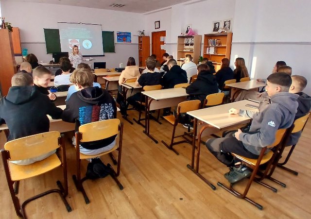 «Мат — не наш формат»